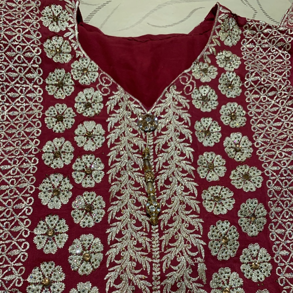 Very heavy fancy dress for women